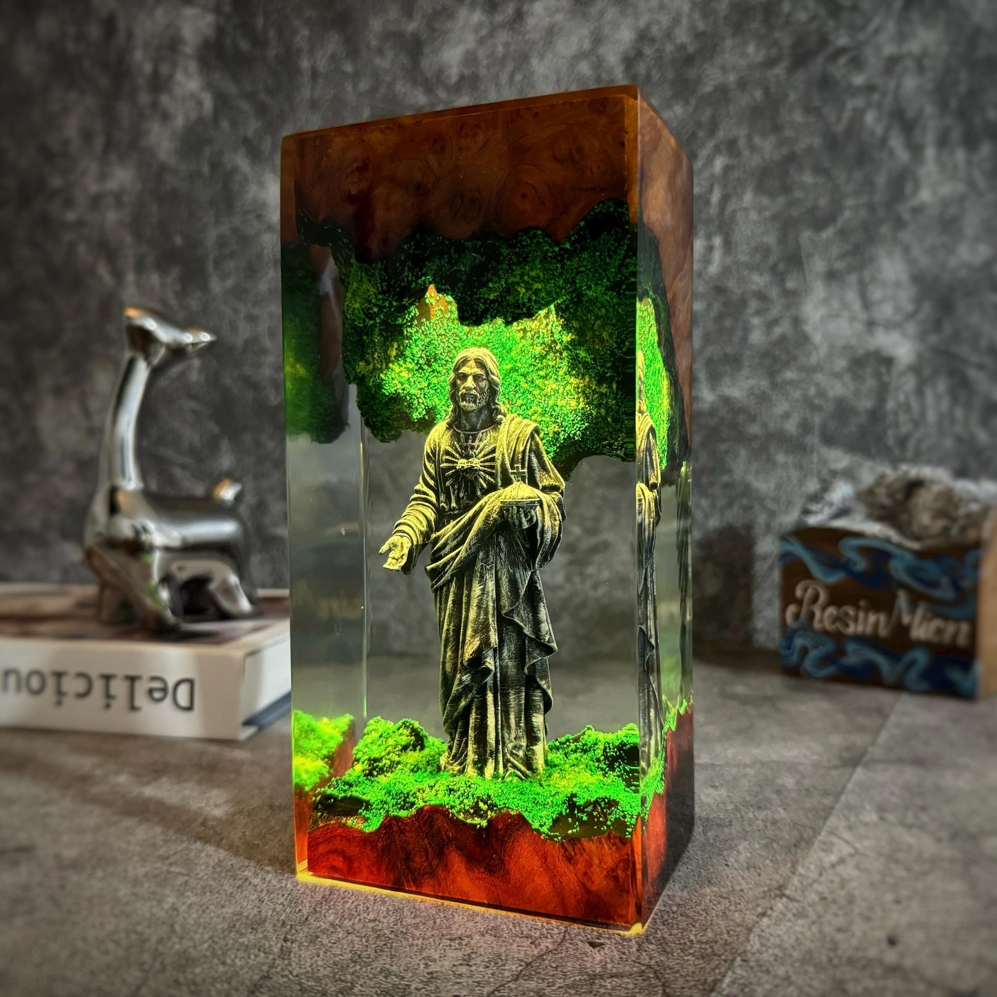 Jesus Resin Wood Lamp, Christian Art,Christian Bedside,Easter Gifts, Housewarming Gift, Religious Gifts, Fathers Day Gift, Gifts for Dad