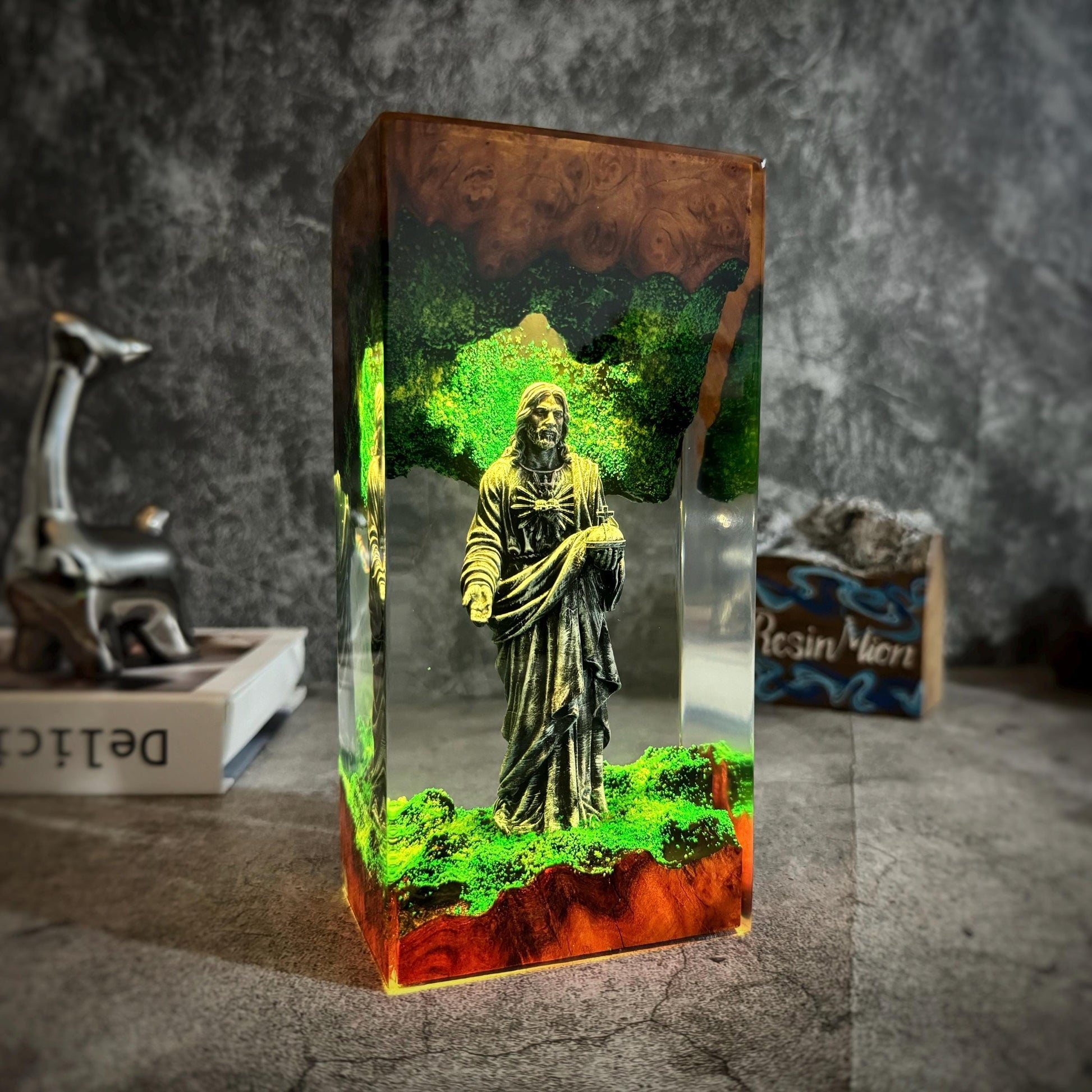 Jesus Resin Wood Lamp, Christian Art,Christian Bedside,Easter Gifts, Housewarming Gift, Religious Gifts, Fathers Day Gift, Gifts for Dad
