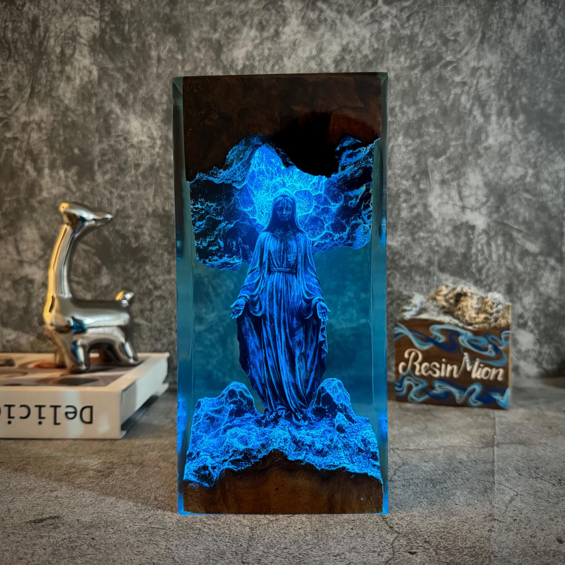Blessed Mother Resin Wood Lamp,Virgin Mary, Christian Art,Christian Bedside,Easter Gifts, Housewarming Gift, Religious Gifts,Gift for Mom