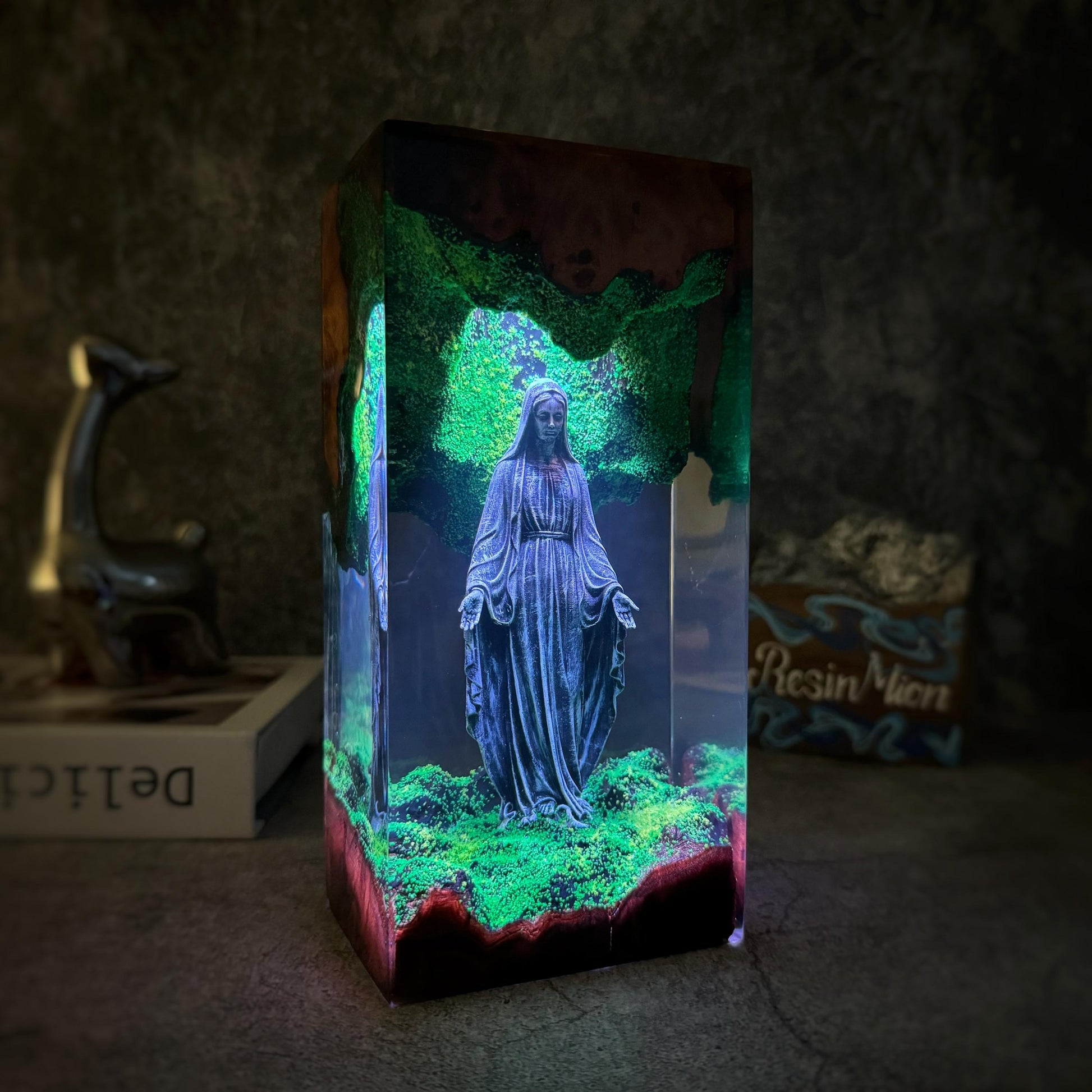 Blessed Mother Resin Wood Lamp,Virgin Mary, Christian Art,Christian Bedside,Easter Gifts, Housewarming Gift, Religious Gifts,Gift for Mom