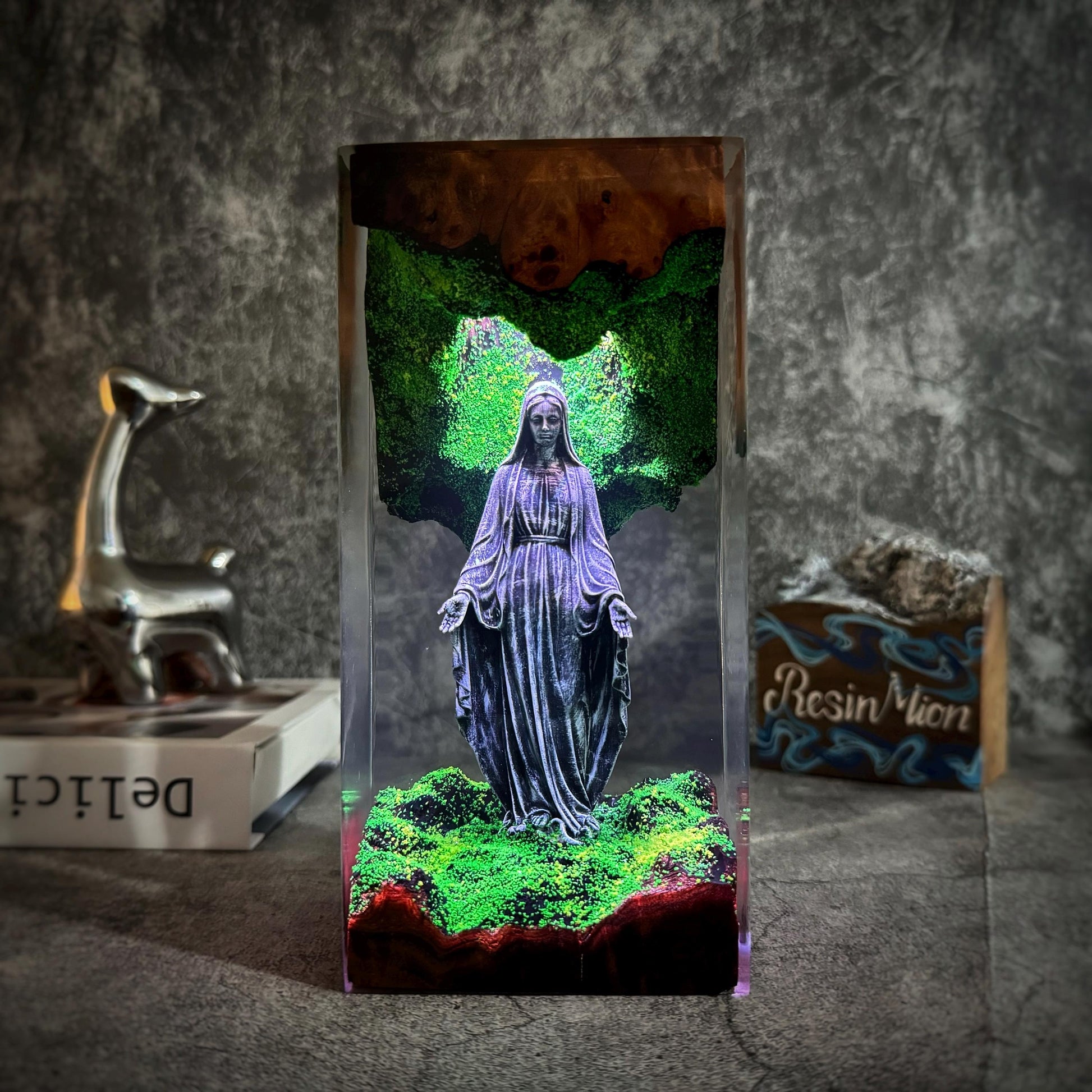Blessed Mother Resin Wood Lamp,Virgin Mary, Christian Art,Christian Bedside,Easter Gifts, Housewarming Gift, Religious Gifts,Gift for Mom