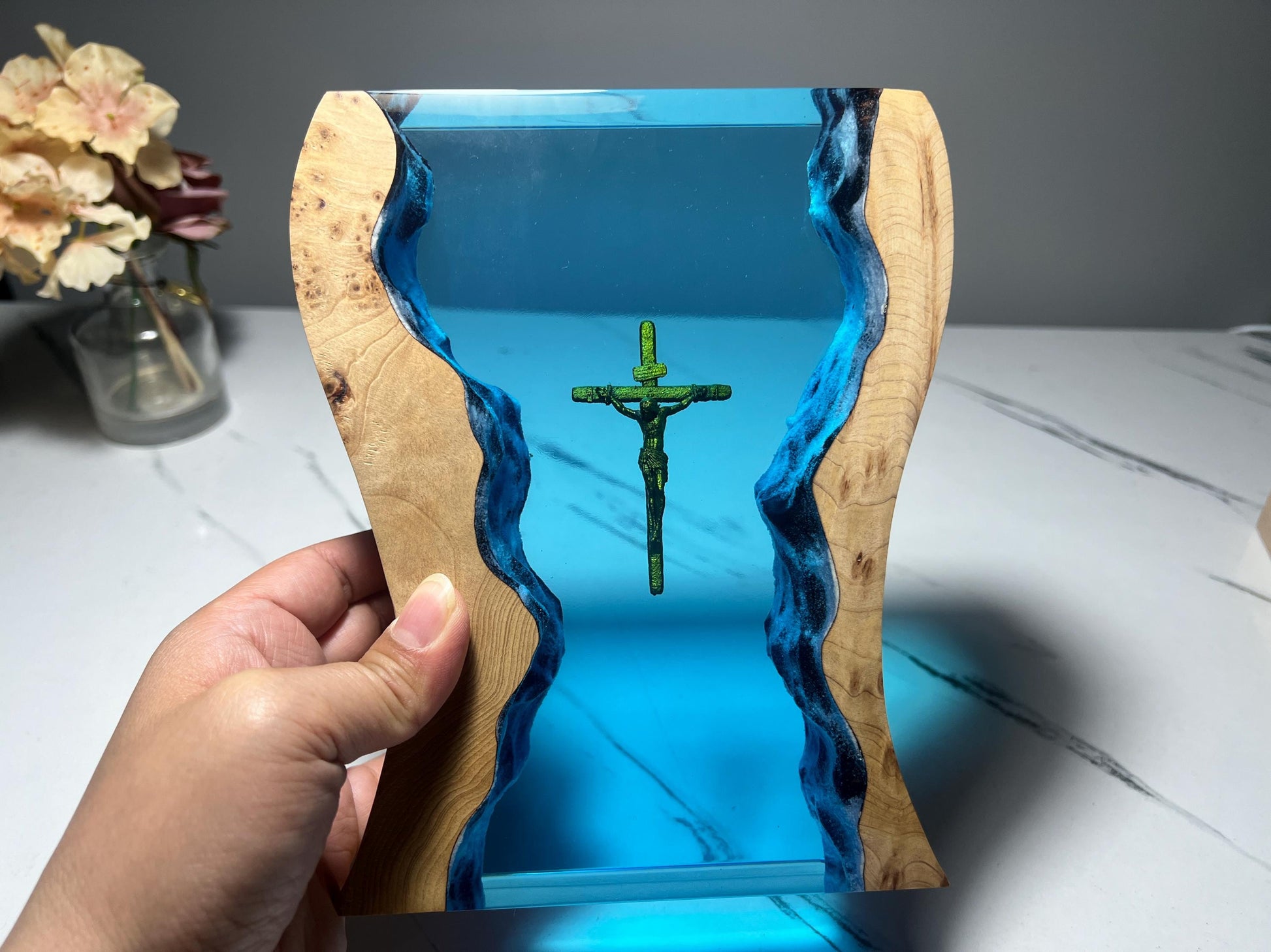 Handmade Jesus Cross Resin Wood Night Light, Birthday Gift, Perfect Gift for Husband, Resin Art, Father'S Day Gift for Him