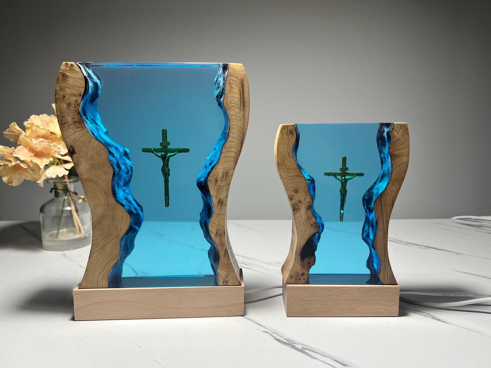 Handmade Jesus Cross Resin Wood Night Light, Birthday Gift, Perfect Gift for Husband, Resin Art, Father'S Day Gift for Him