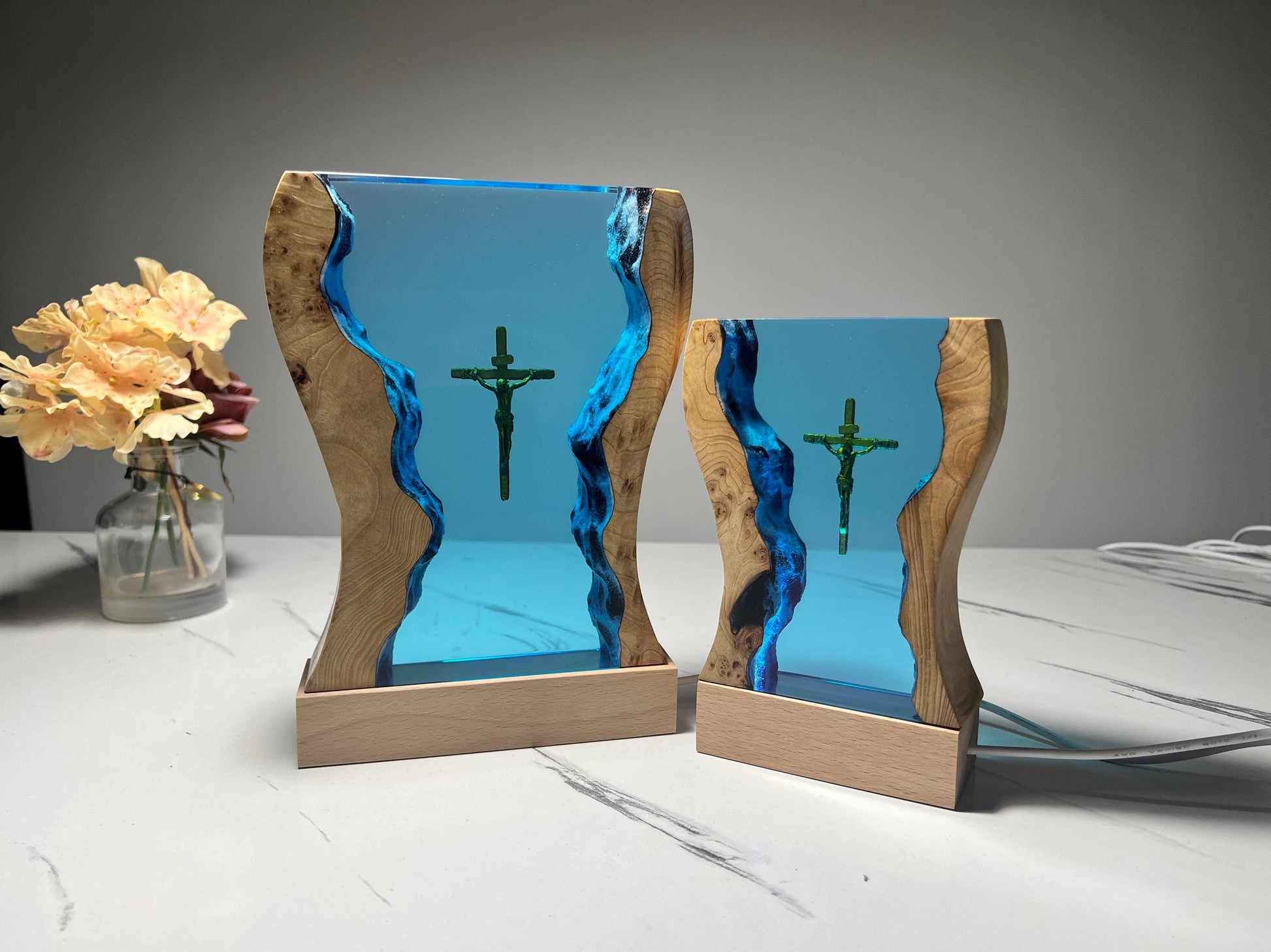 Handmade Jesus Cross Resin Wood Night Light, Birthday Gift, Perfect Gift for Husband, Resin Art, Father'S Day Gift for Him