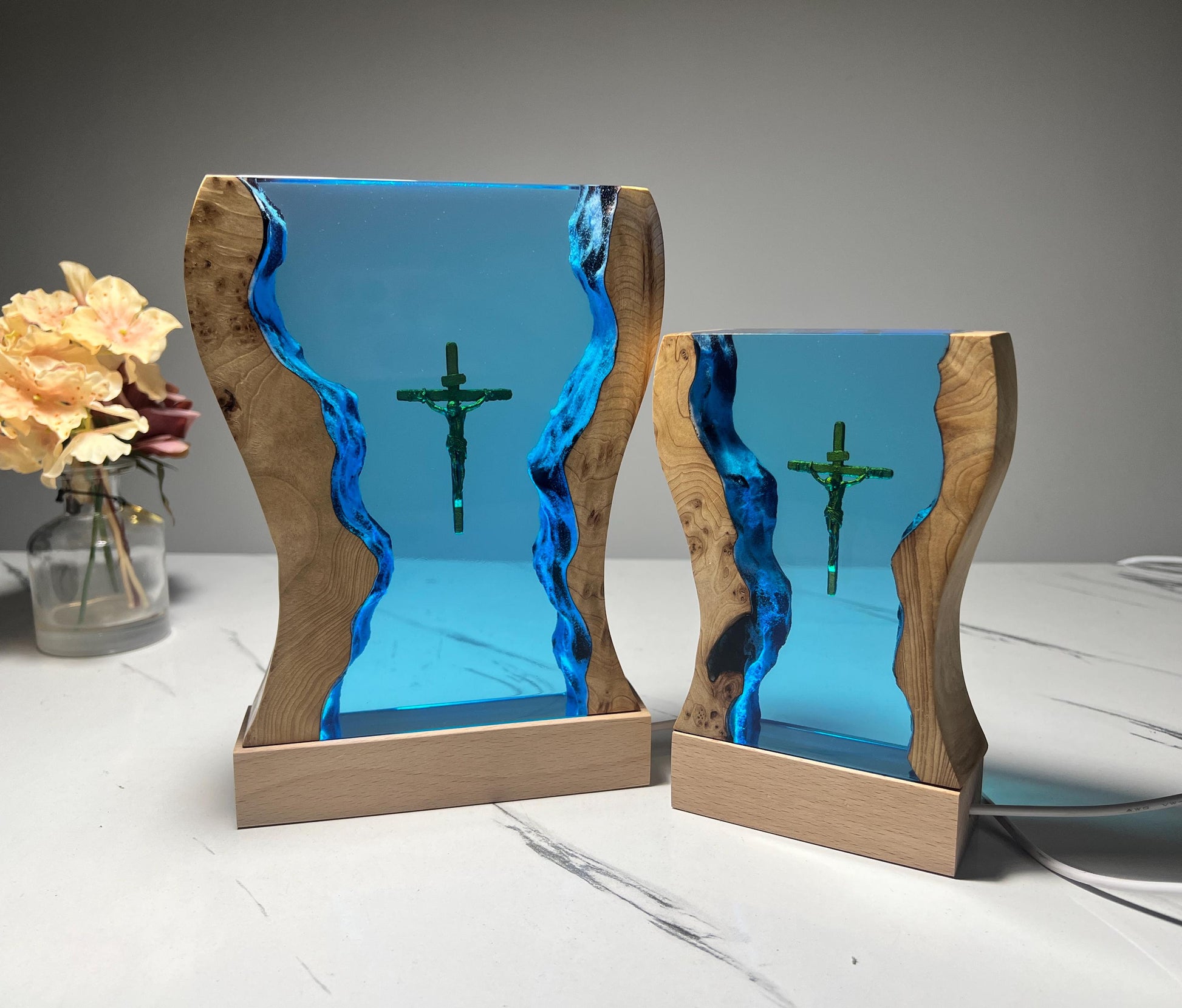 Handmade Jesus Cross Resin Wood Night Light, Birthday Gift, Perfect Gift for Husband, Resin Art, Father'S Day Gift for Him